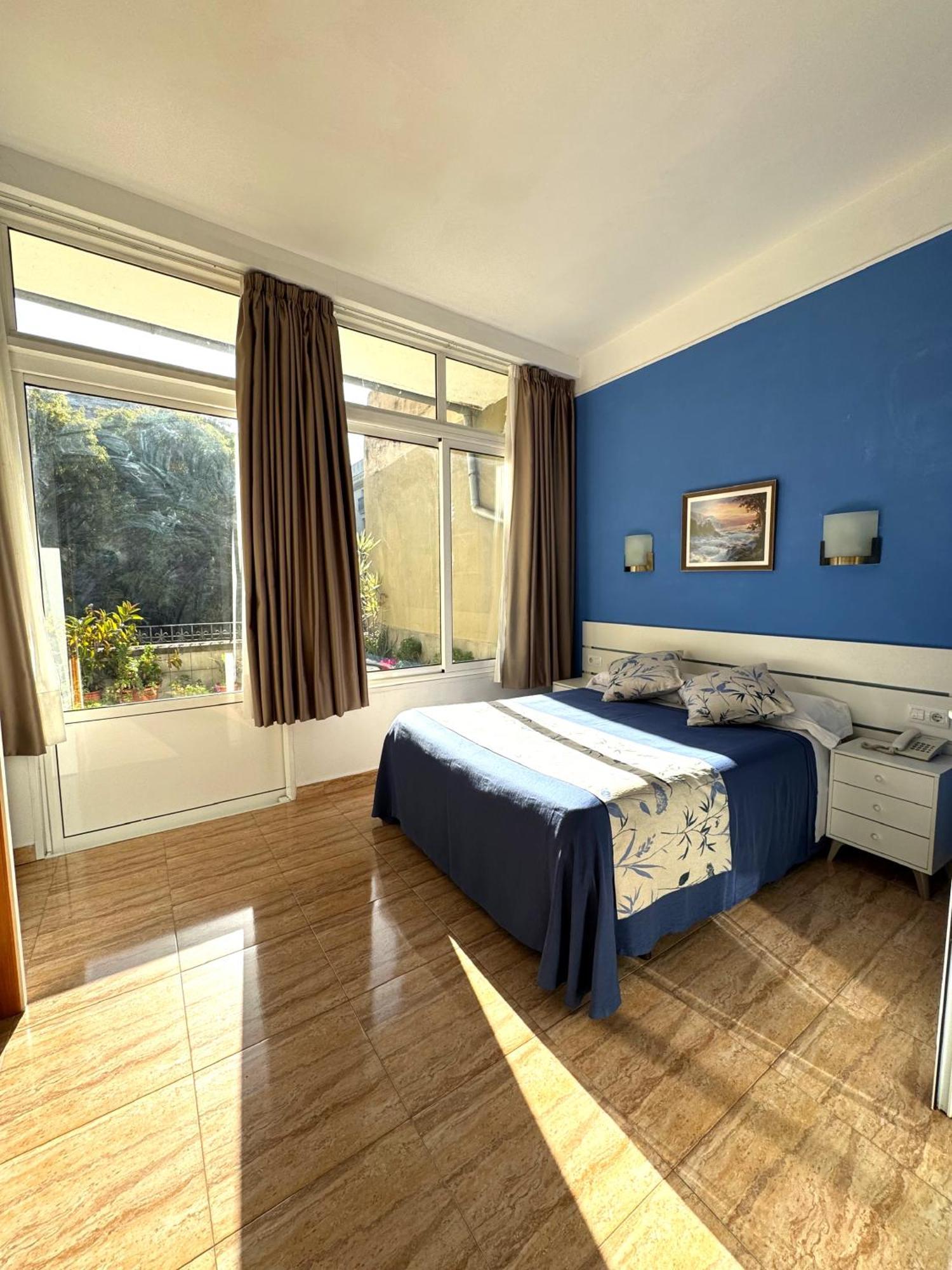 ברצלונה Hostal Ramos מראה חיצוני תמונה